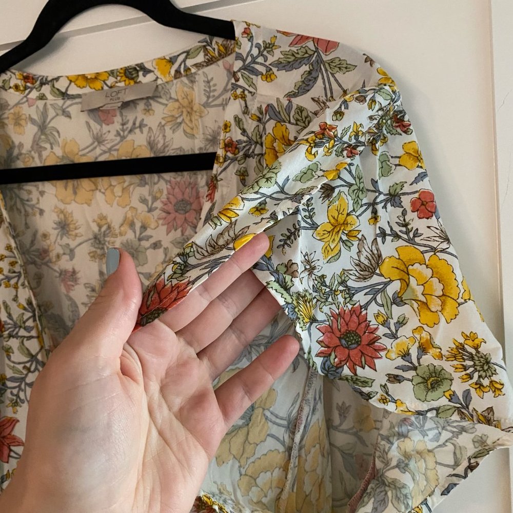 LOFT Floral Button Dress - Picture 6 of 7